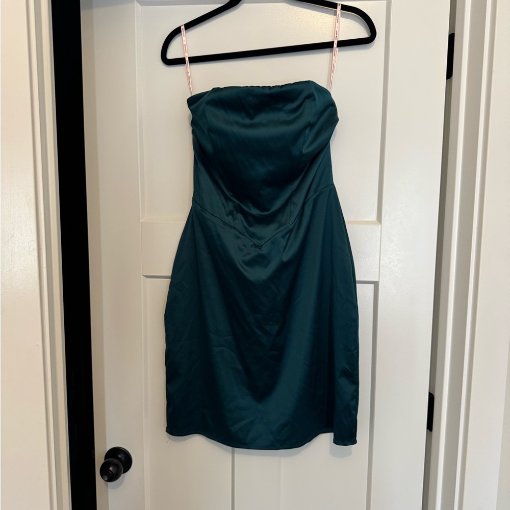 Elegant Teal Strapless Dress